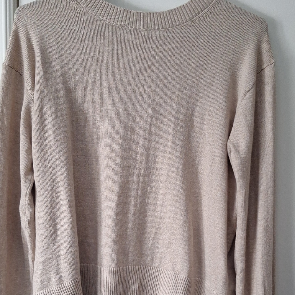 H&M Women's Light Beige Crew Neck Sweater Loose Fit